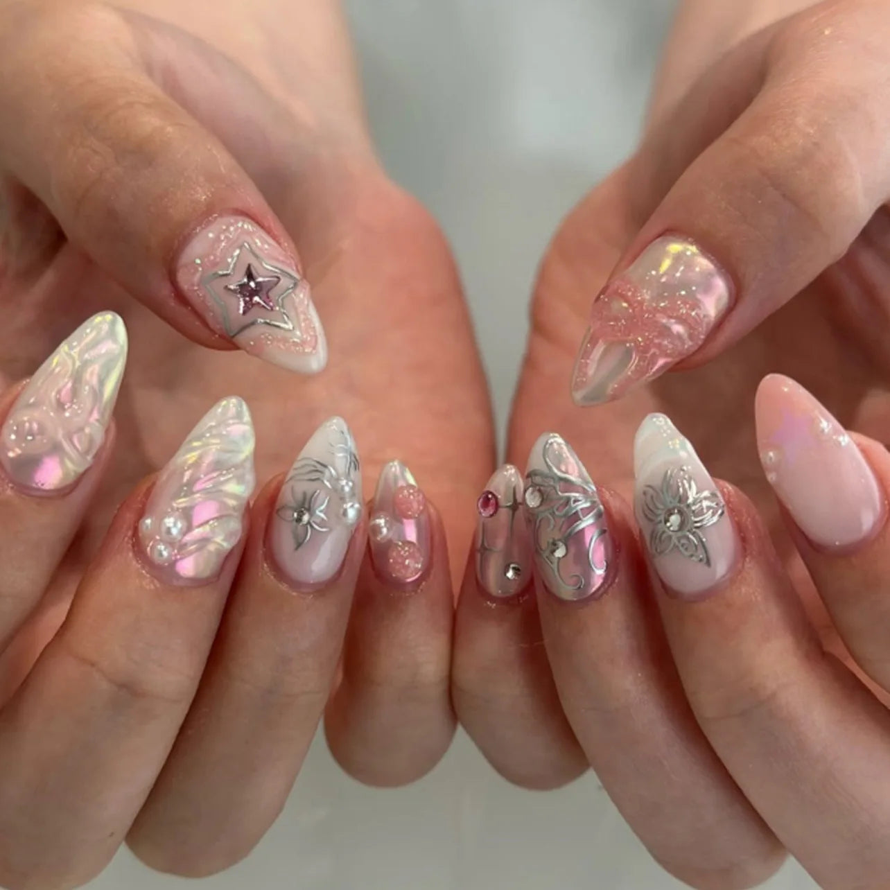 💅 UÑAS POSTIZAS FLORALES BLANCAS – 24 PIEZAS FULL COVER | ESTILO EUROPEO A LA MODA