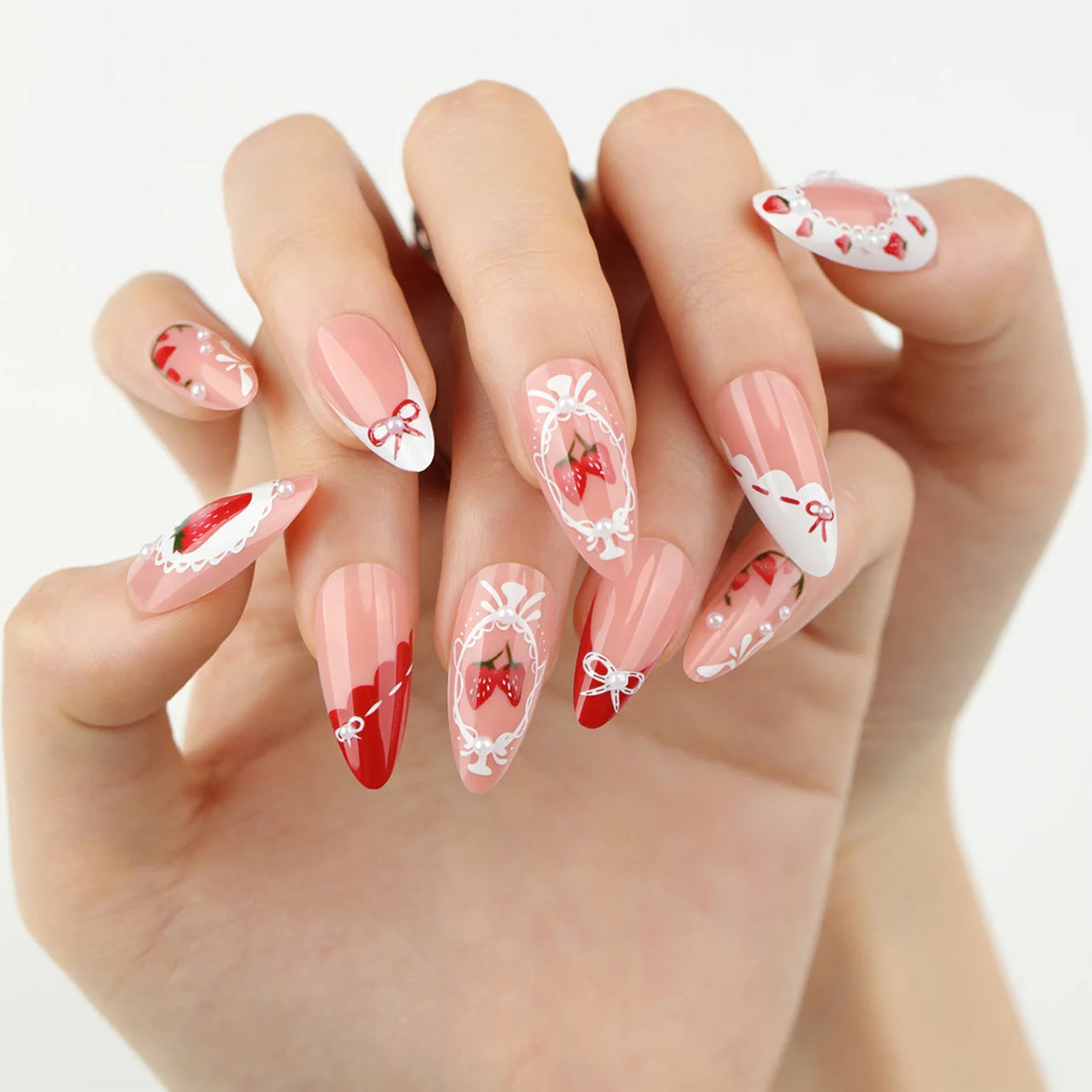 💅 UÑAS POSTIZAS FLORALES BLANCAS – 24 PIEZAS FULL COVER | ESTILO EUROPEO A LA MODA