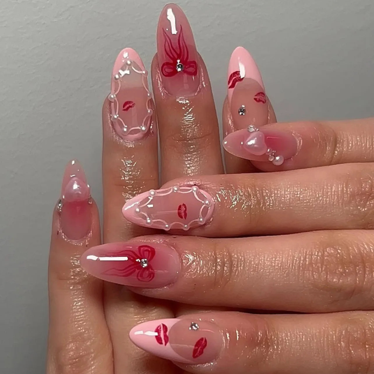 💅 UÑAS POSTIZAS FLORALES BLANCAS – 24 PIEZAS FULL COVER | ESTILO EUROPEO A LA MODA